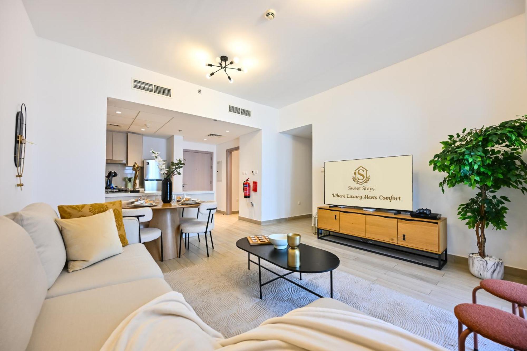 Yas Canal 3 Luxury Two Bedroom Near F1 Circuit Abu Dhabi