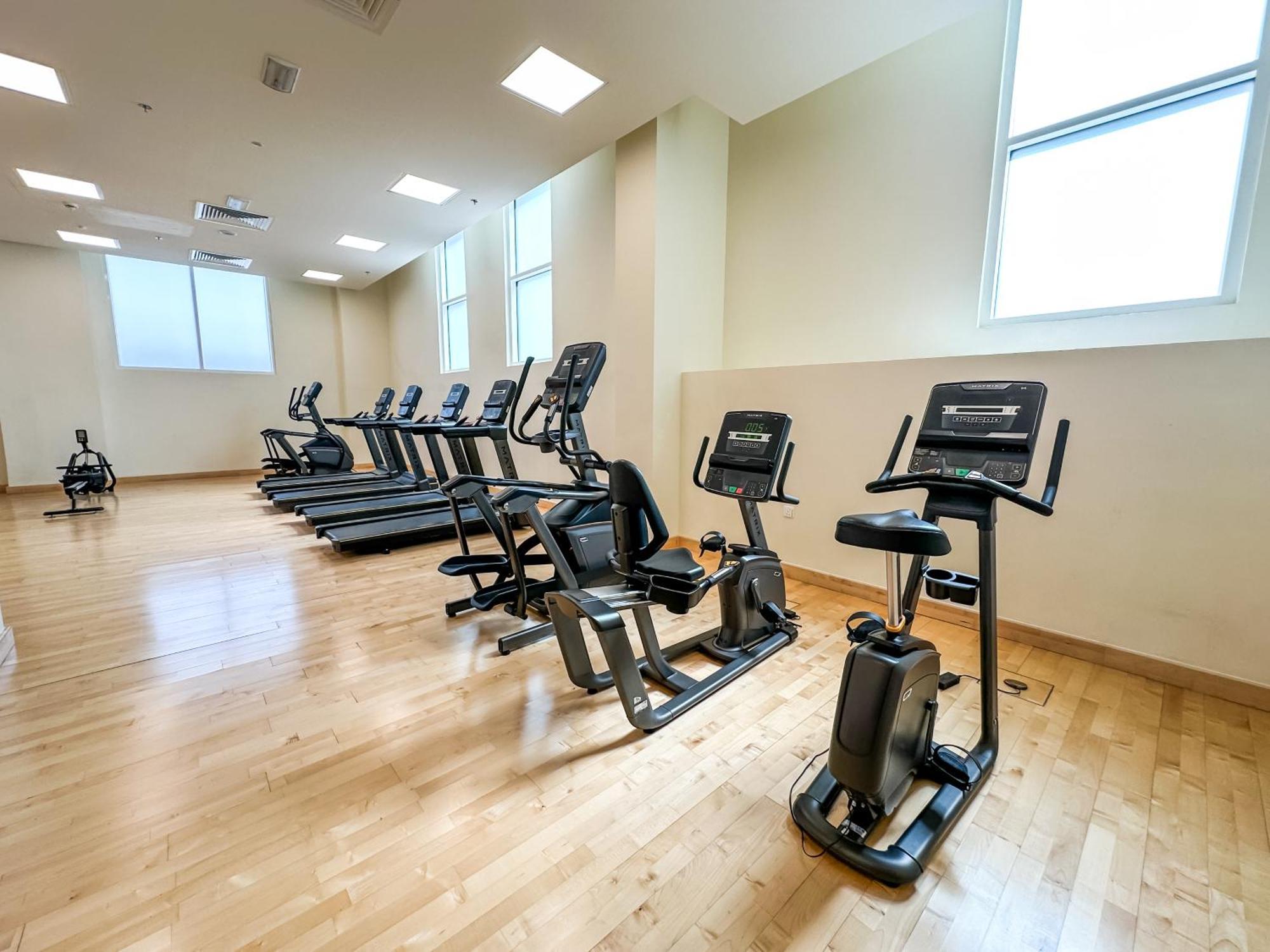 Yas Canal 3 Luxury Two Bedroom Near F1 Circuit Abu Dhabi